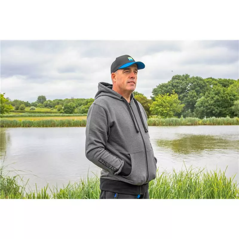 SWEAT ZIPPÉ HOMME PRESTON INNOVATIONS ZIP HOODIE - GRIS 4 SWEAT ZIPPÉ HOMME PRESTON INNOVATIONS ZIP HOODIE - GRIS – Image 4